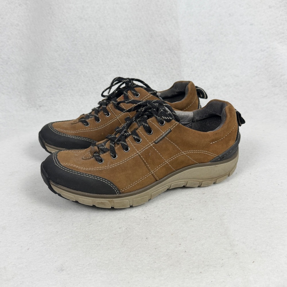 Clarks Wave Walk Hiking Shoes Womens 8.5 Waterproof Leather Brown Athleisure